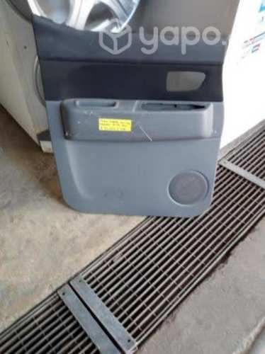 Tapiz puerta trasera izq Ford Ranger Tailandesa