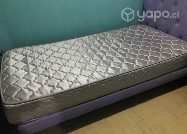 Colchon de una plaza con resorte (uso de 6meses)