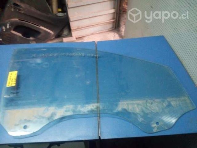 Vidrio puerta delantero derecho Ford Ranger 2007-