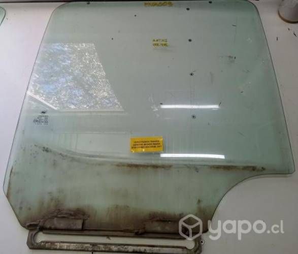 Vidrio Puerta Trasera Derecha (MVA005) Mazda BT50