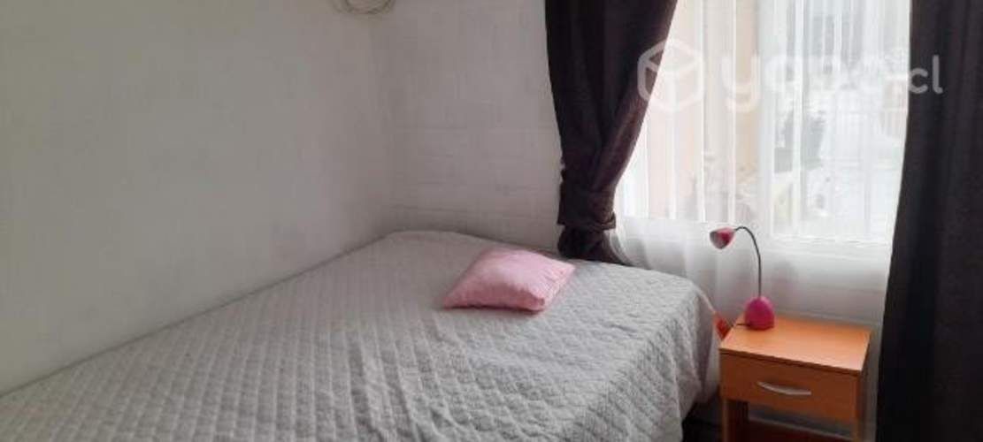 En casa se arrienda pieza grande