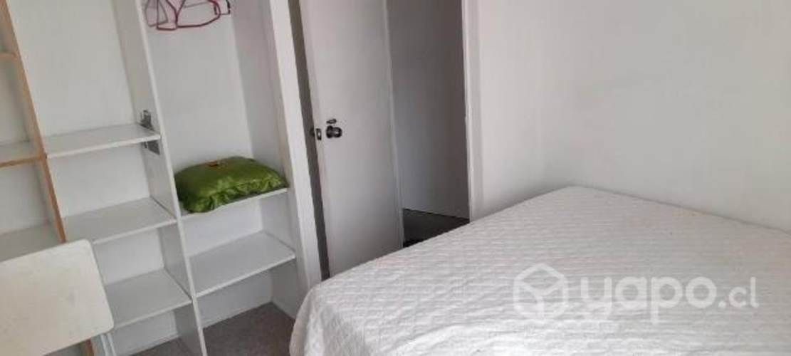 En casa se arrienda pieza grande