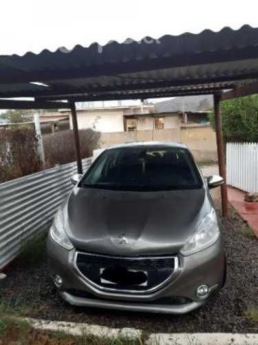 PEUGEOT 208 ALLURE 1.4  2013