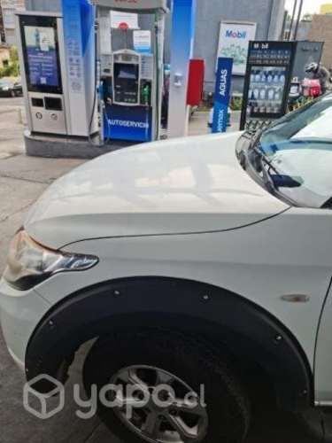 Se vende camioneta único dueño