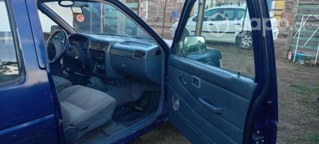 Se vende Camioneta Nissan D21
