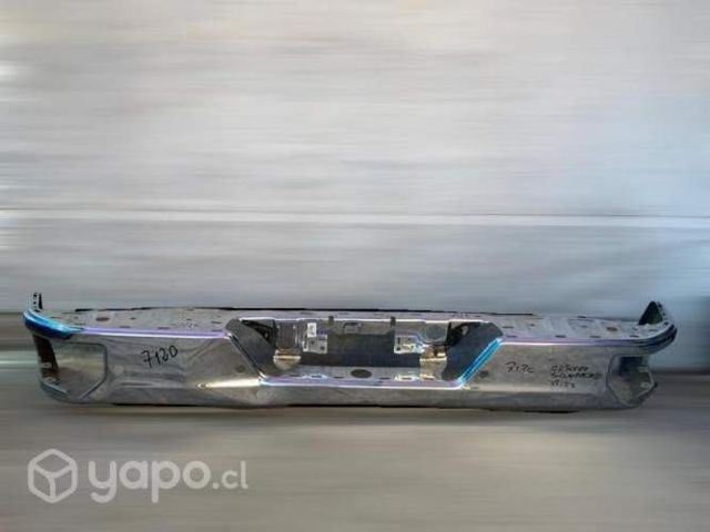 Parachoque trasero chevrolet silverado 2019-2022