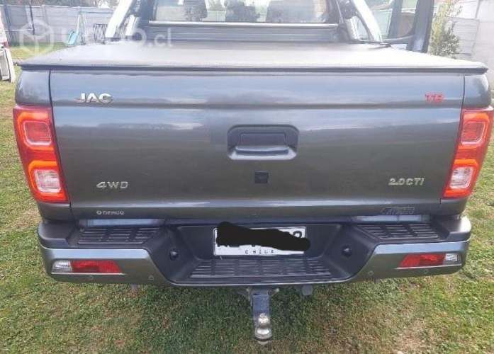 Vendo camioneta Jac T8 4x4