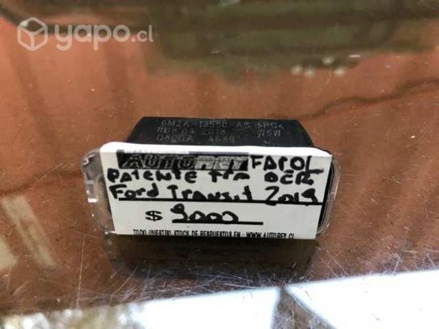 Farol patente trasero derecho Ford Transit 2017-20