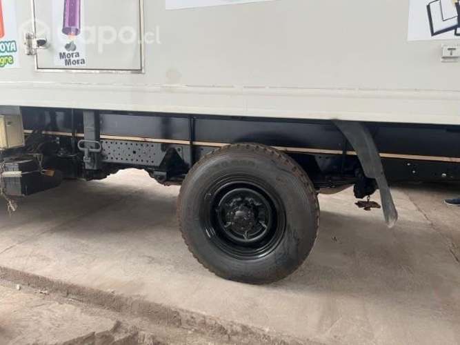 Remato camion chevrolet NkR 512