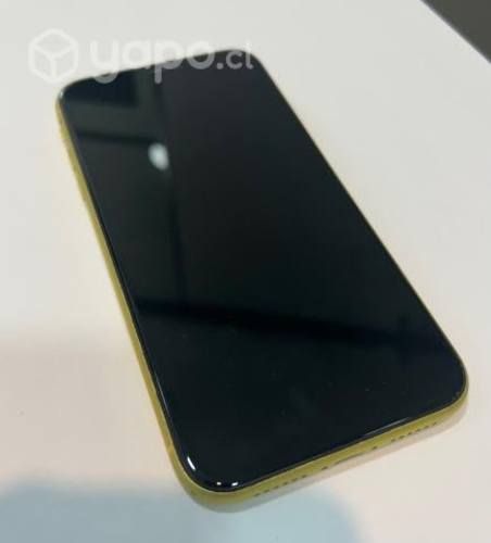 Teléfono Iphone 11 en muy buen estado