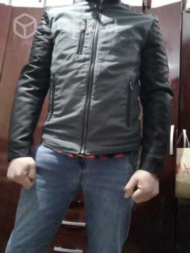 Chaqueta estilo motoquera jjo