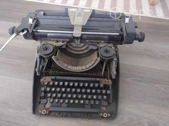 Maquina de escribir Olympia
