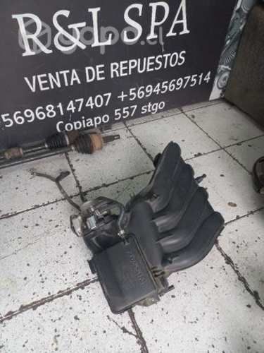 Múltiple de admisión Nissan march 2017