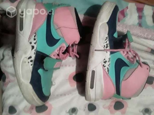 Zapatillas nike originales niña talla 35-36 .15mil