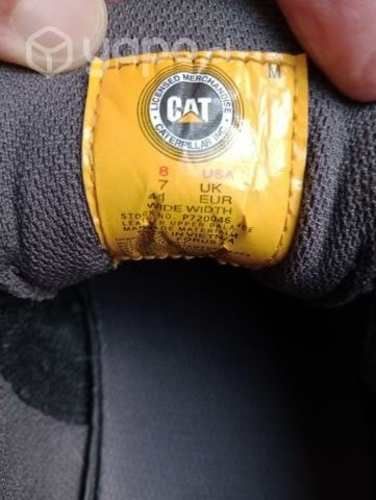 Zapatillas marca CAT talla 41, USA 8, buen estado