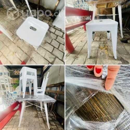 Gran oportunidad,.Mesa Tolix con 4 pisos tolix