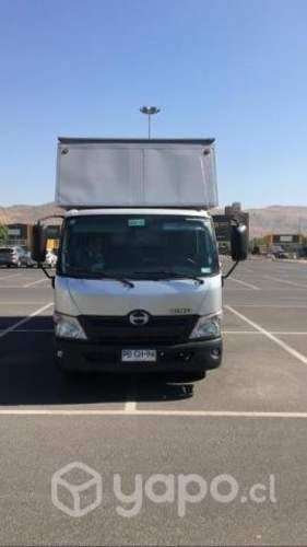 Camión Hino serie xzu300 precio conversable