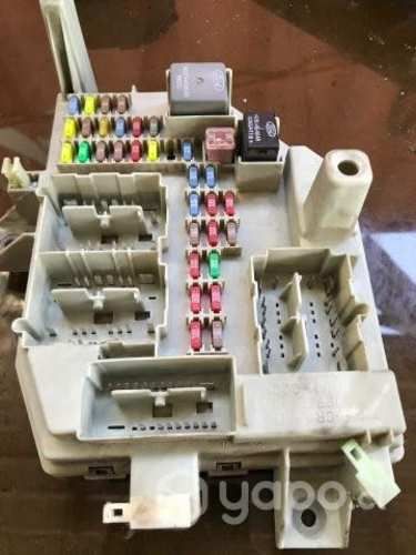 Caja fusible interior Ford Ranger Arg 2.3 2012