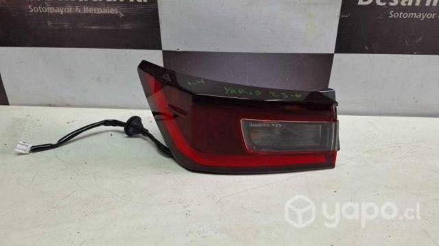 Foco Yaris 2023 a 2024 Lh 2.1