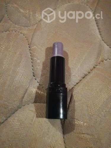 Labiales permanentes