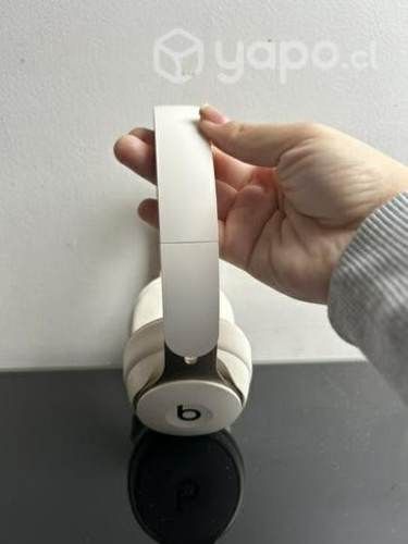 Beats solo pro wireless