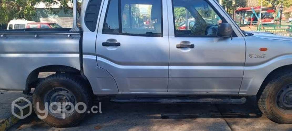 Mahindra pick up 4x2 2015