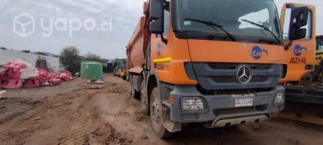 Camion mercedes benz actros 4144 2017
