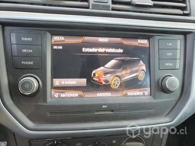 Radio y cámara retroceso