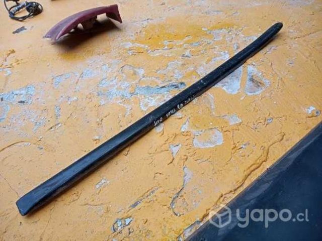 Honda civic 2003 moldura puerta trasera derecha