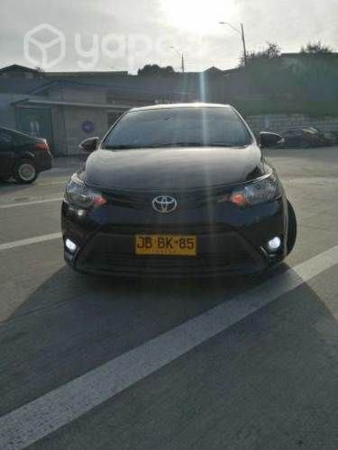 Colectivo Toyota Yaris 2017