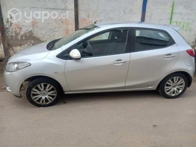 Mazda 2 2009