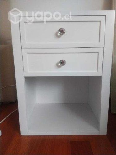 Velador de madera maciza lacado blanco