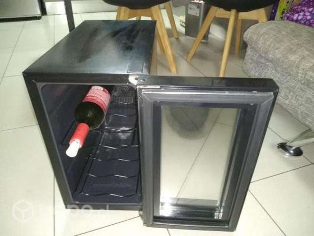 Refrigerador, nevera para vinos