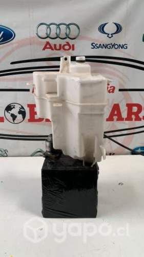 Depósito de limpiaparabrisas RAV 4 2.0 SINC 2014