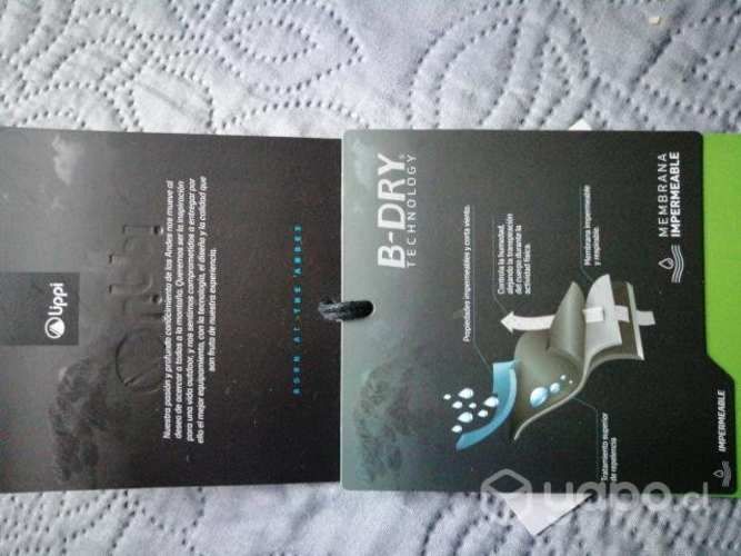 Chaqueta impermeable lippi