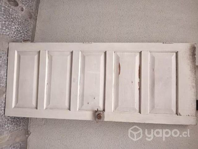 Puerta de madera no enchapada