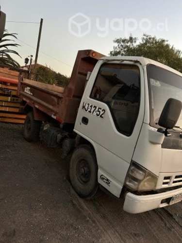 Camion tolva 2 cubos nkr chevrolet 2007
