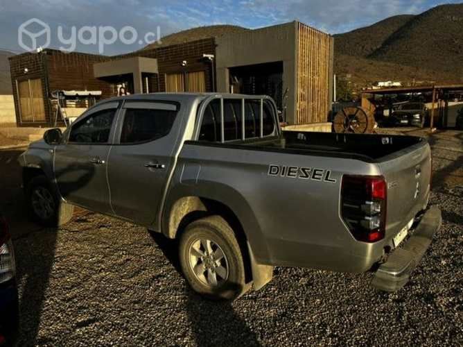 Mitsubishi l200/ 2021