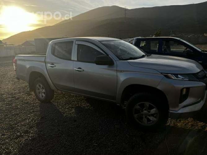 Mitsubishi l200/ 2021
