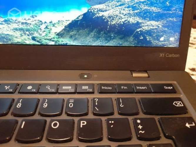 Notebook think pad X1 Carbon.