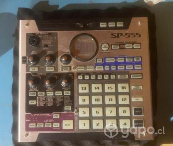 Sampler Roland sp 555