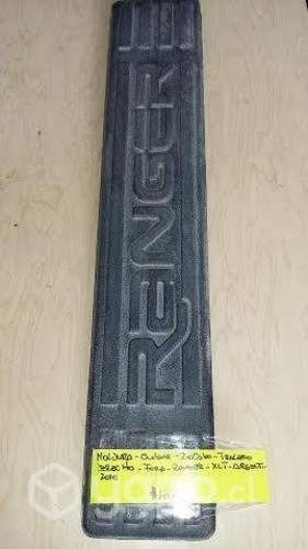 Cubre zocalo tras der Ford Ranger 2.3 2008 Arg