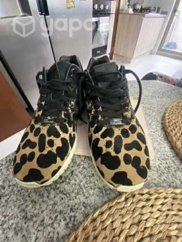 Zapatillas adíalas 41 1/2