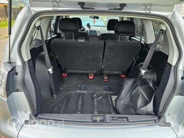 Mitsubishi outlander 2010