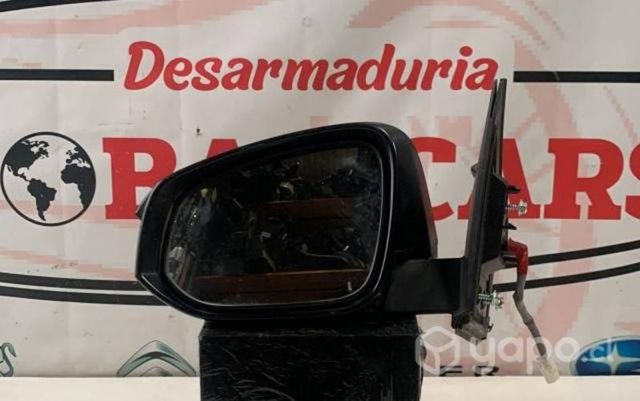 Retrovisor izquierdo con detalle RAV 4 2.0