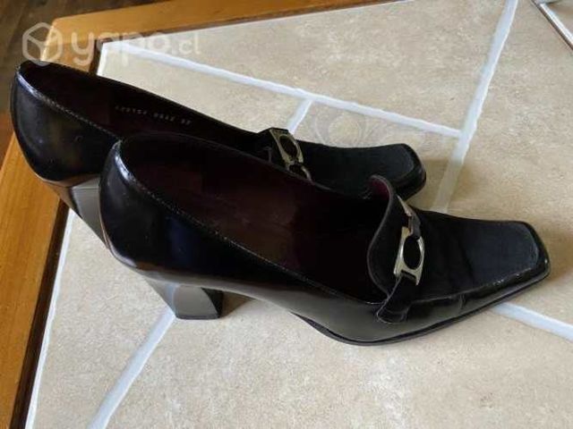 Zapatazos y chaquetas