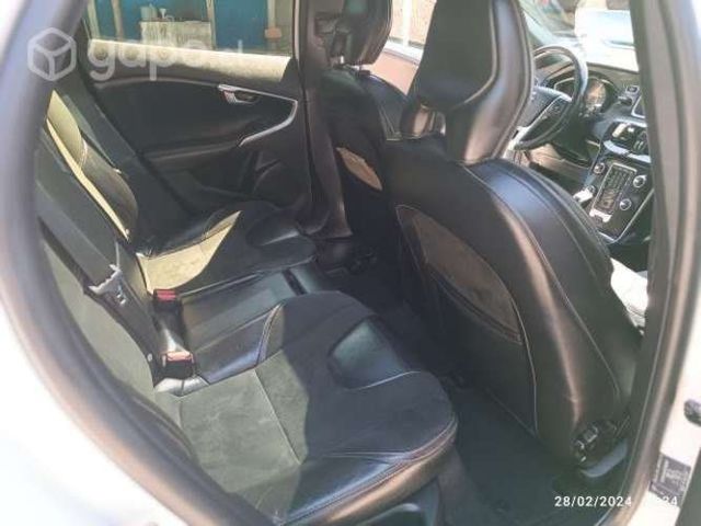 Volvo V40 2.0 D2 RDesing 2017