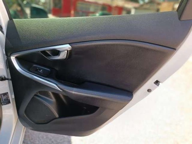 Volvo V40 2.0 D2 RDesing 2017