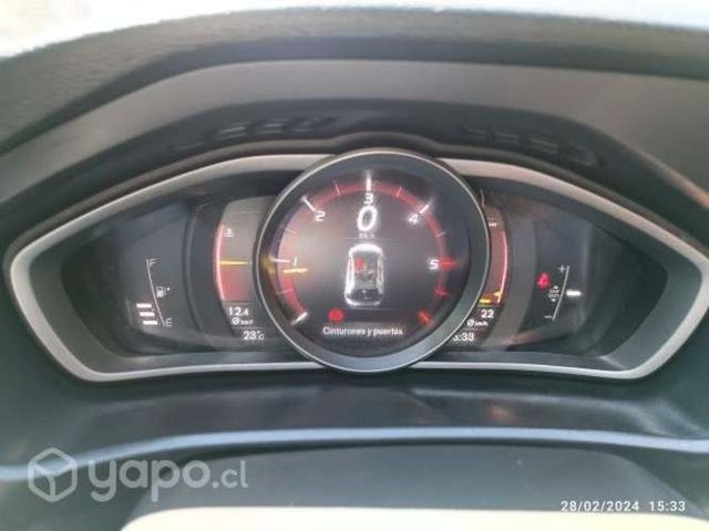 Volvo V40 2.0 D2 RDesing 2017