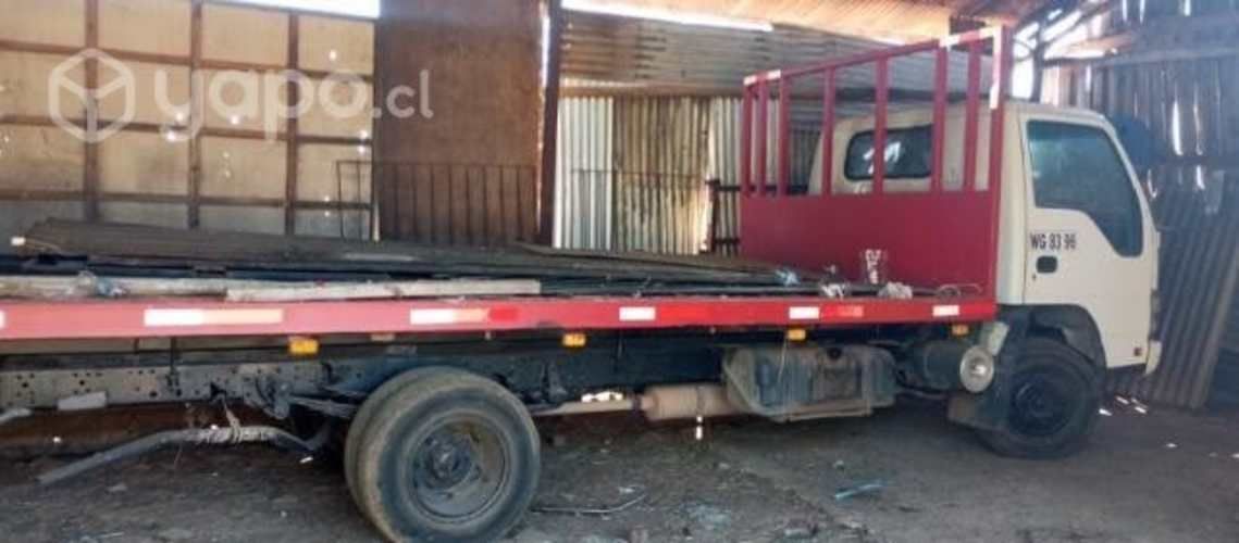 Se vende camión Chevrolet npr año 2006